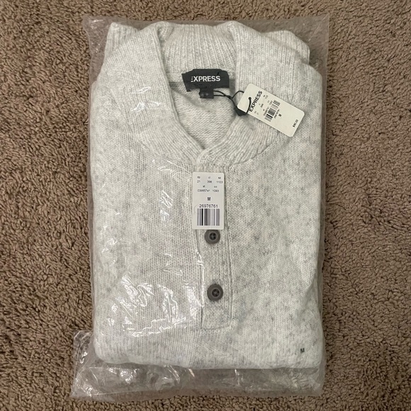 Cozy Mock Neck Henley Sweater - Picture 3 of 4